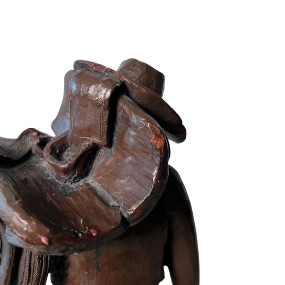Vintage Largo Sculpture High Plain Drifter Cowboy with‎ Saddle on Shoulder 13" - Picture 10 of 12
